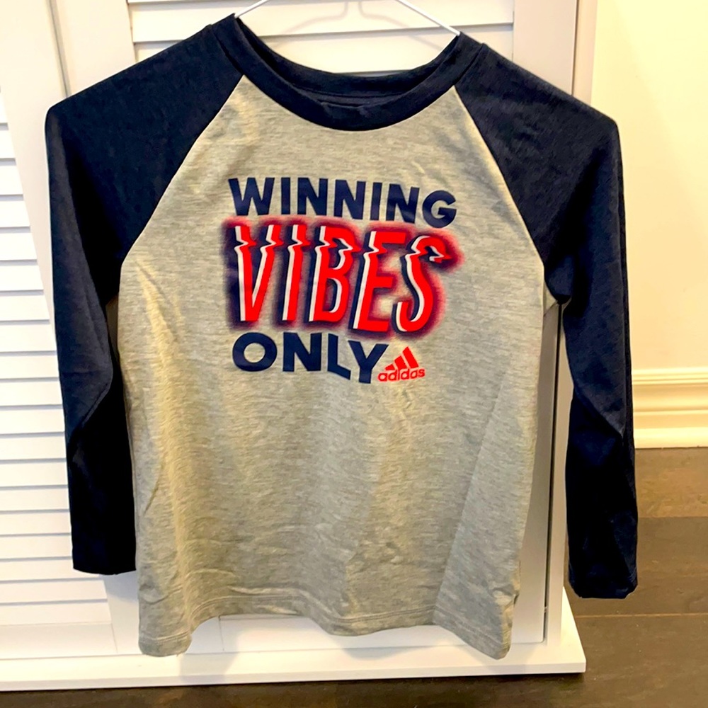 Adidas Children’s Tshirt - size 6